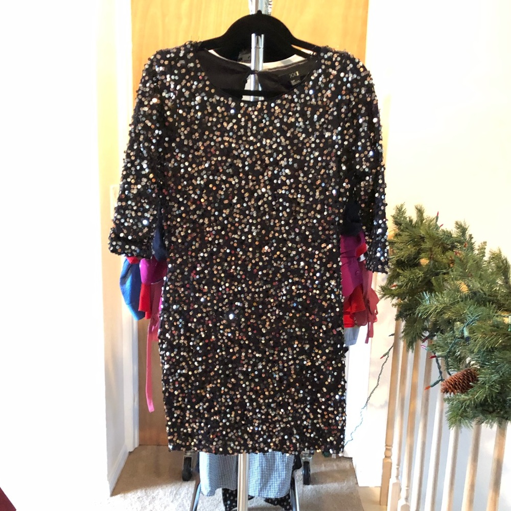 Sequin mini- quarter sleeve